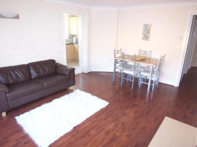 Apartment for rent in Bellevue, Southampton