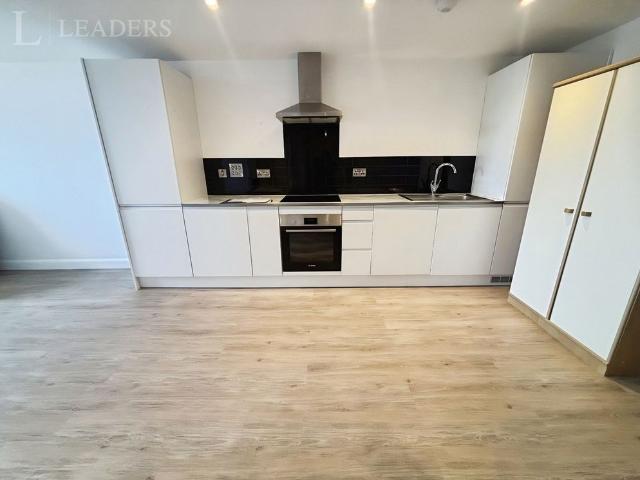 Apartment for rent in Beamhurst, Staffordshire