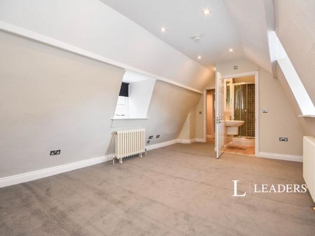 Apartment for rent in Chipping Hill, Essex
