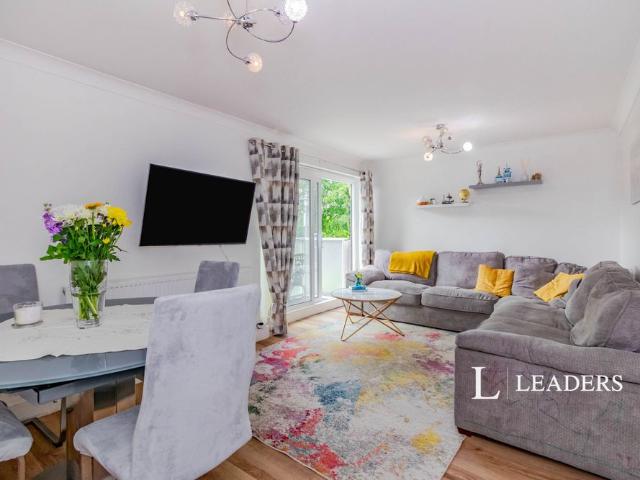 Apartment for rent in Carshalton Beeches, Greater London