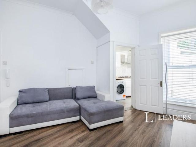 Apartment for rent in West Cliff, Bournemouth