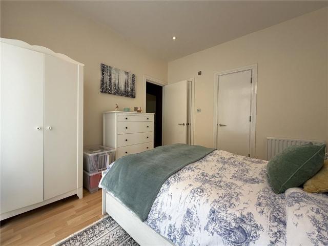 Apartment for rent in London Borough of Croydon, Addiscombe