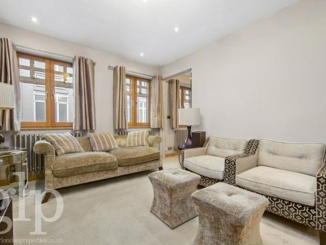 House for rent in City of Westminster, Greater London
