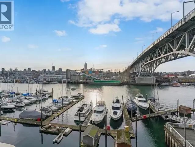 Apartment for rent in Vancouver, British Columbia