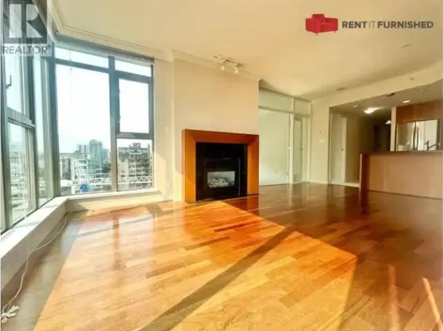 Apartment for rent in Coal Harbour, Vancouver