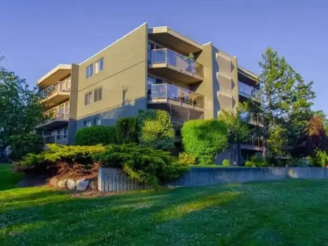 Apartment for rent in Saanich, British Columbia