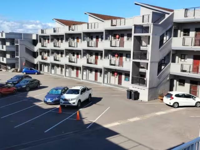Apartment for sale in Beaufort West, Beaufort West Local Municipality