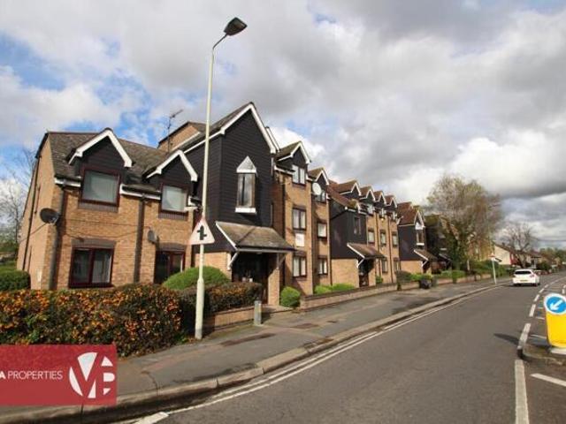 Apartment for rent in Broxbourne, Hertfordshire