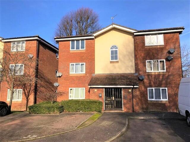 Apartment for sale in South Oxhey, Batchworth