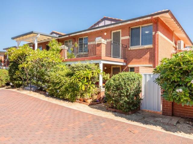 Apartment for sale in Cambridge, Western Australia