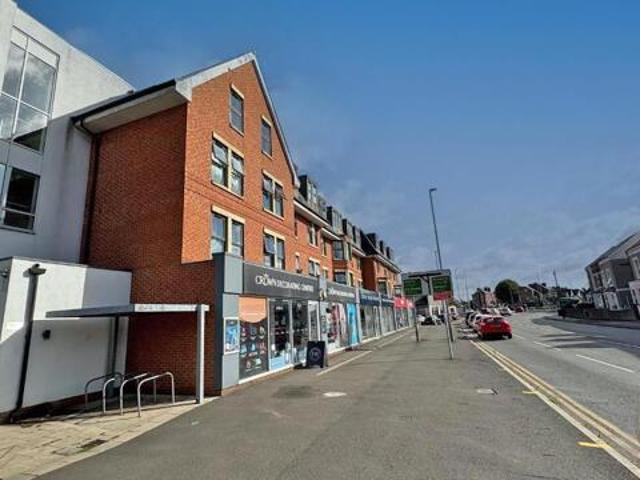 Apartment for sale in Abbey Park, Barton In Fabis