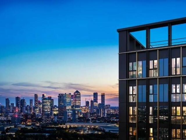 Apartment for sale in West Ham, Greater London