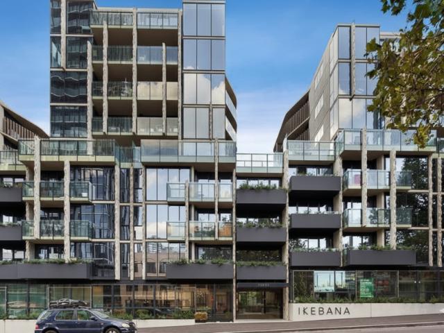 Apartment for sale in West Melbourne, Melbourne