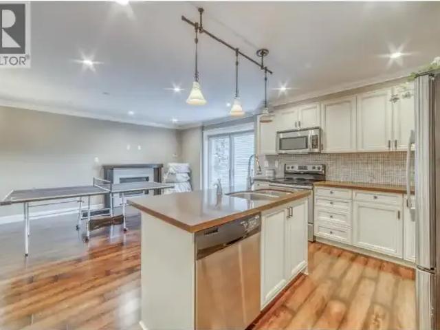 Apartment for rent in West Vancouver, British Columbia
