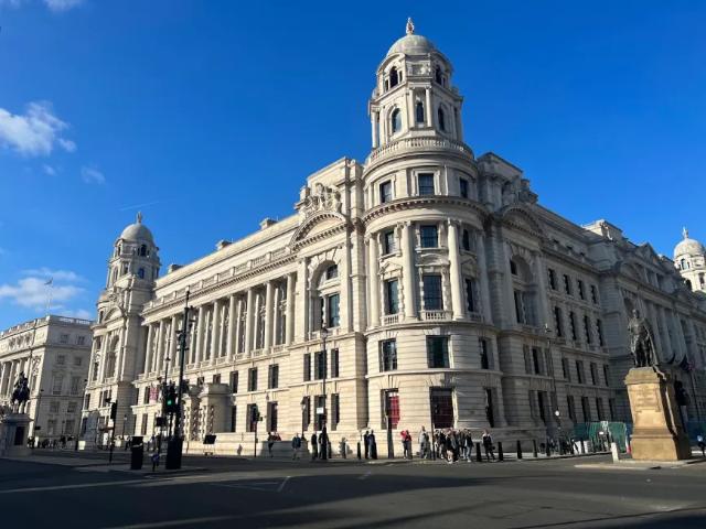 Apartment for sale in Westminster, Greater London