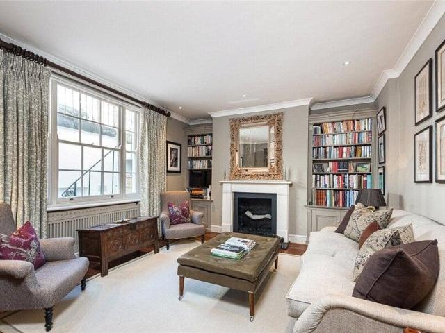 Apartment for sale in Winchester, Hampshire