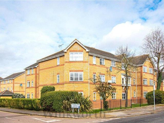Apartment for rent in Cat Hill, England
