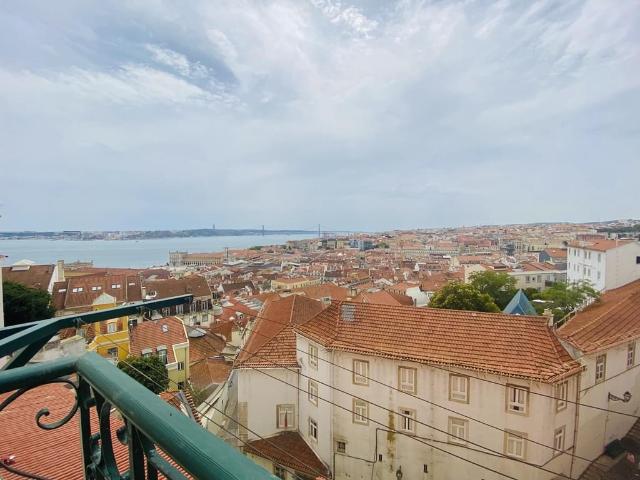 Apartamento alugar em Santa Maria Maior, Lisboa