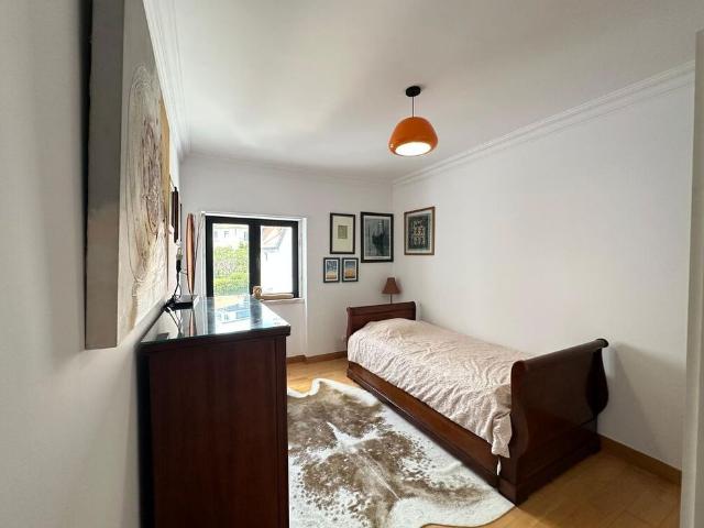 Apartamento alugar em Santo António do Estoril, Cascais