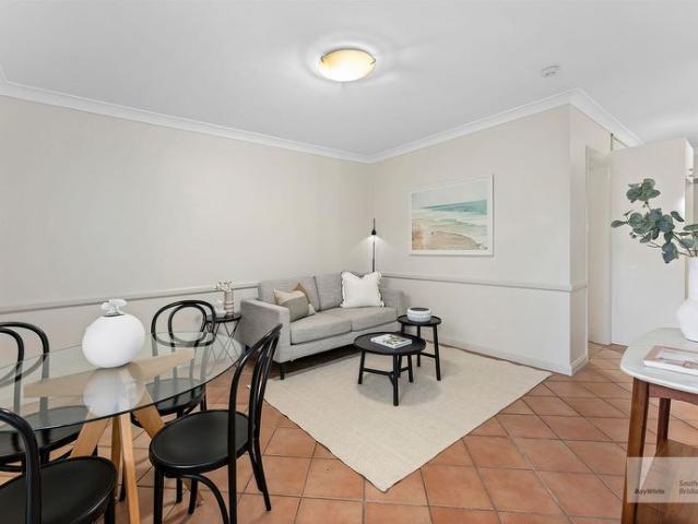 Apartment for rent in Toombul, Queensland