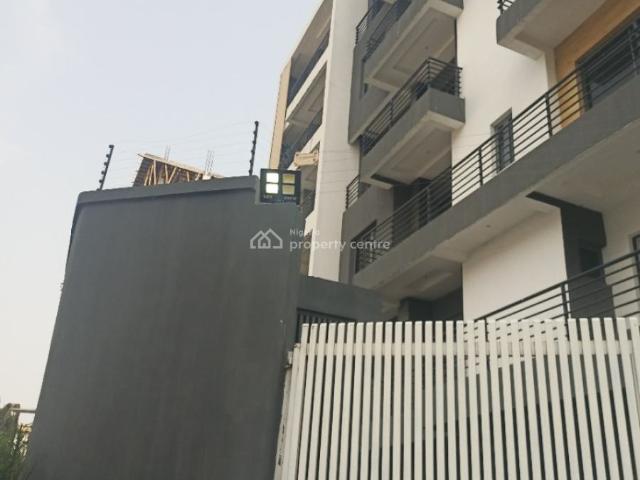 Flat for rent in Eti Osa, Lagos
