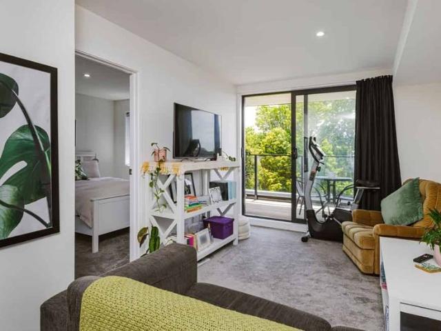 Apartment for rent in Owhata