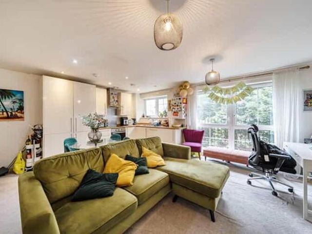 Apartment for sale in South Woodford, Isle Of Man