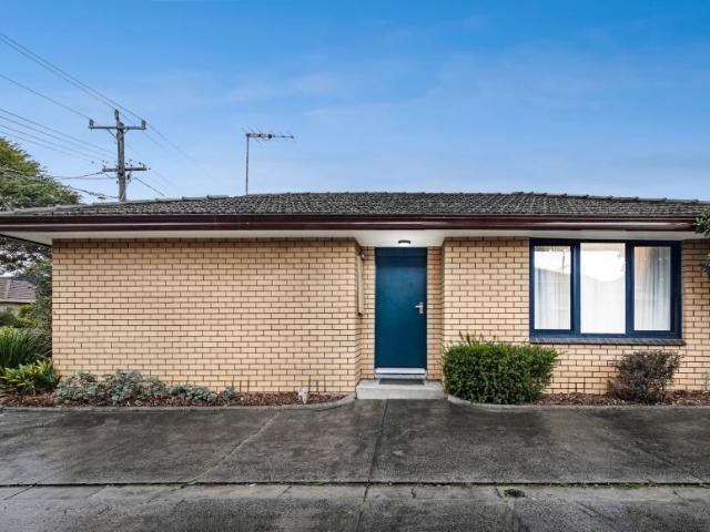 Apartment for sale in Camerons Creek, Victoria