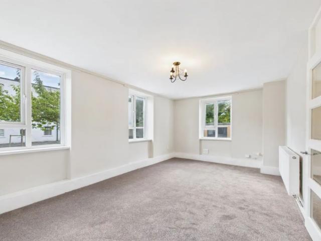 Apartment for rent in Rushpark, Newtownabbey
