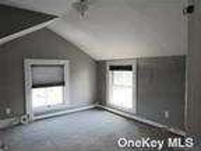 House for rent in Amityville