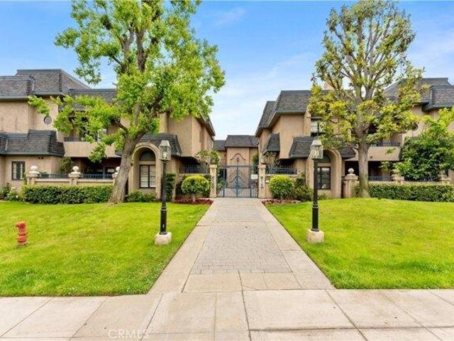 Condo for sale in Arcadia Condo for sale in Arcadia