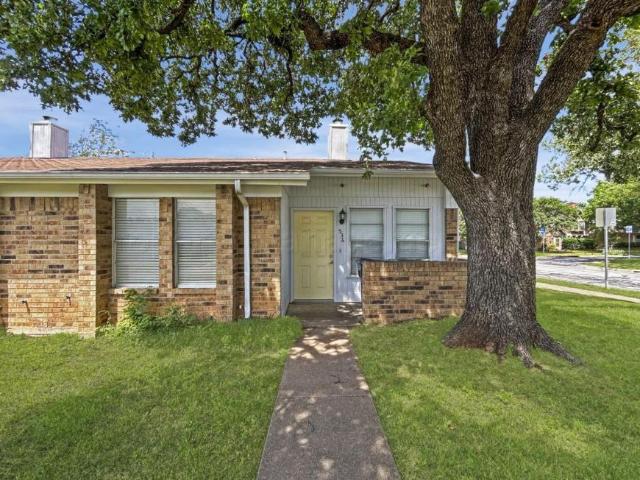 House for rent in Arlington, Tarrant County
