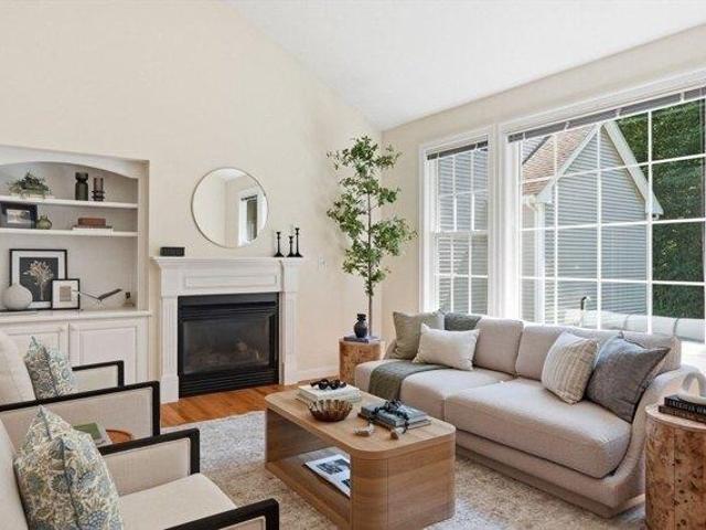 Condo for sale in Ashland, Massachusetts