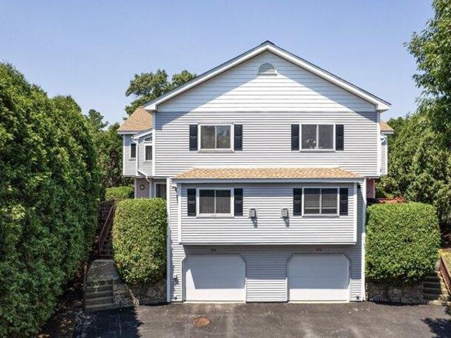 Condo for sale in Ashland, Middlesex County