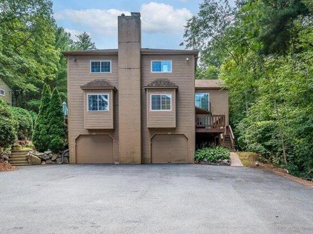 Condo for sale in Ashland, Middlesex County