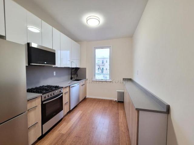 House for rent in Astoria, New York