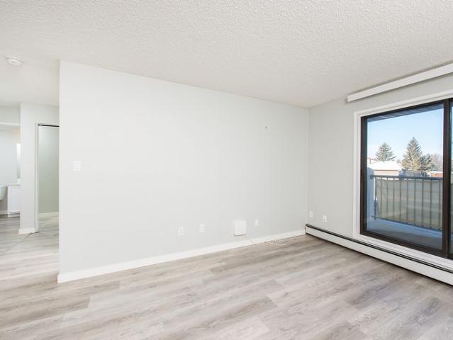 Apartment for rent in Kirkness, Edmonton