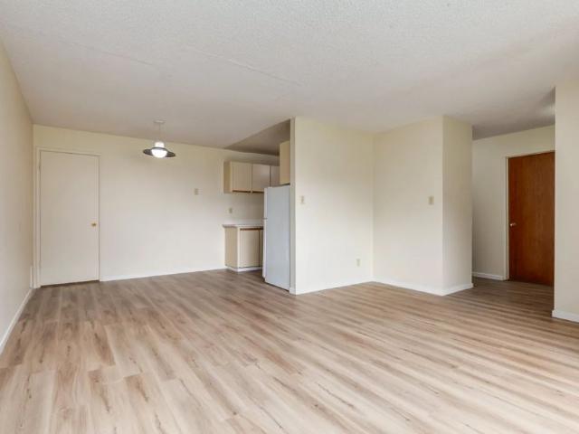 Apartment for rent in Wedgewood, Alberta