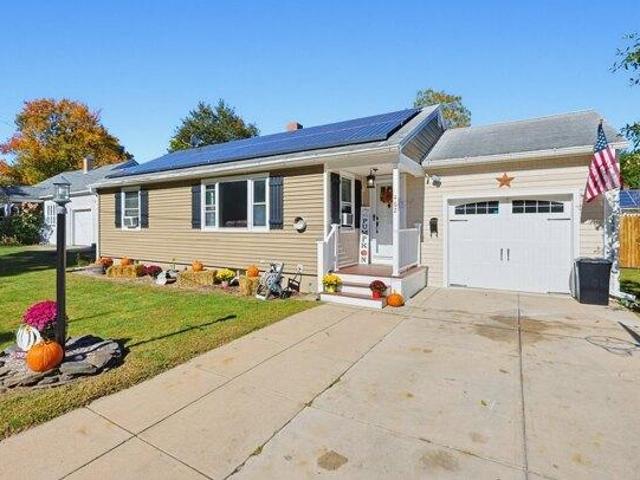 House for sale in Athol, Worcester County
