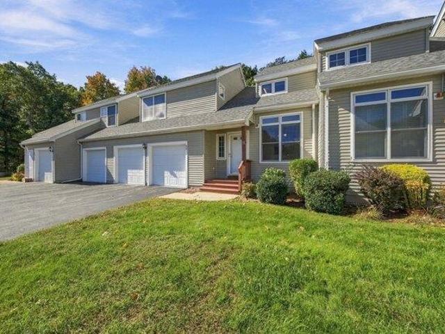 Condo for sale in Atkinson, Rockingham County