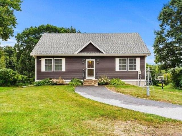 House for sale in Auburn, Rockingham County