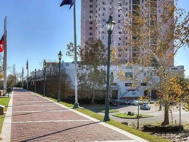 Condo for sale in Augusta
