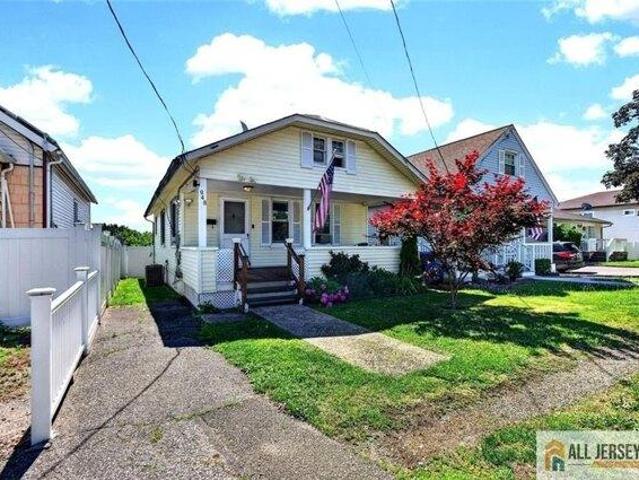 House for sale in Avenel, New Jersey