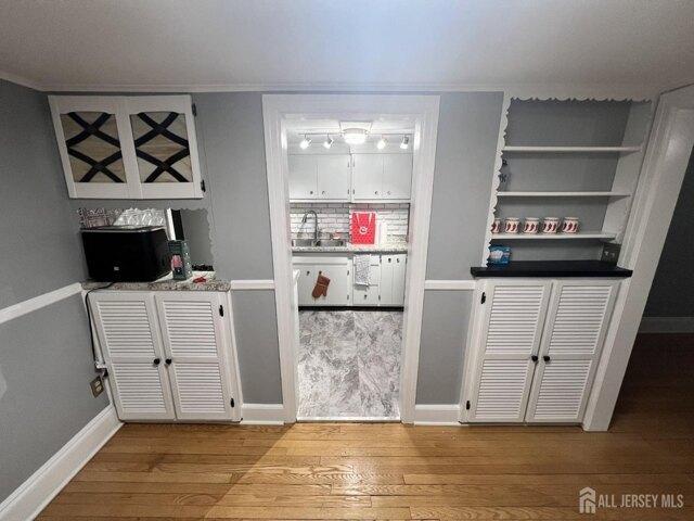 House for sale in Avenel, Woodbridge Township