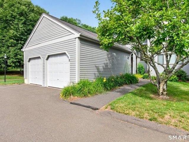 House for sale in Avon, Connecticut