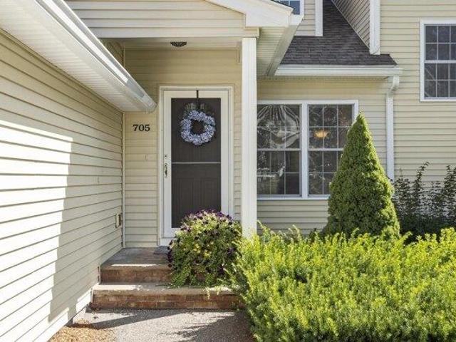 Condo for sale in Ayer, Middlesex County
