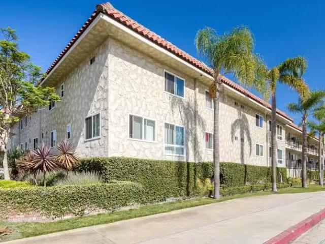 Condo for sale in Pasadena