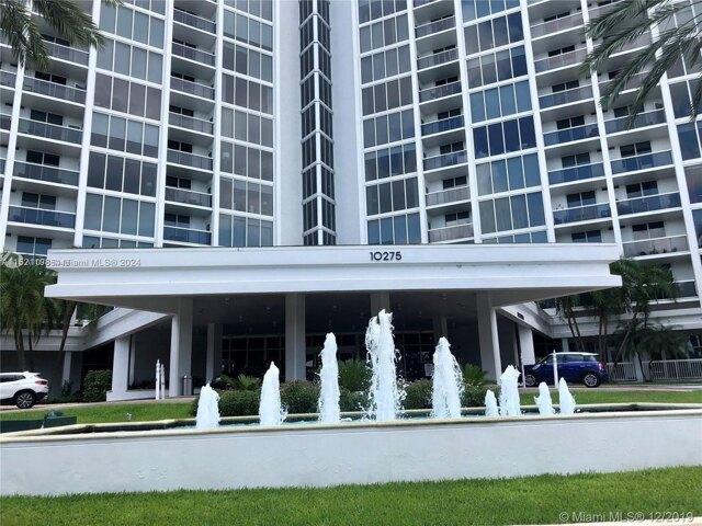 Condo for sale in Bal Harbour, Florida