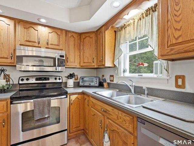 House for sale in Barkhamsted, Connecticut