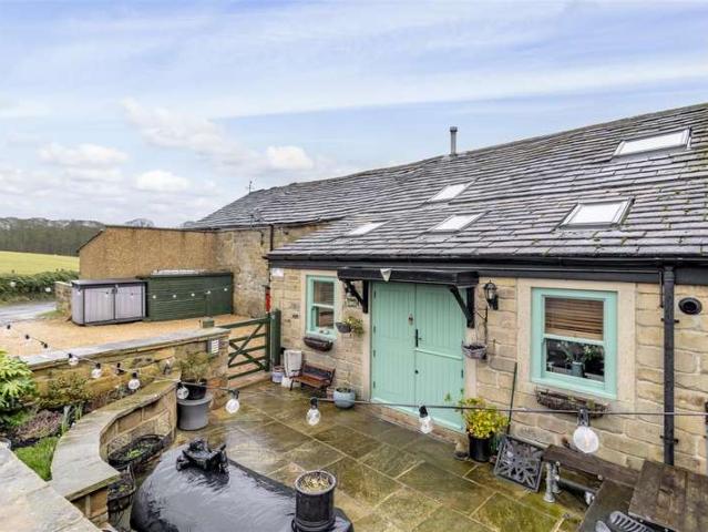Land for sale in Yeadon, West Yorkshire